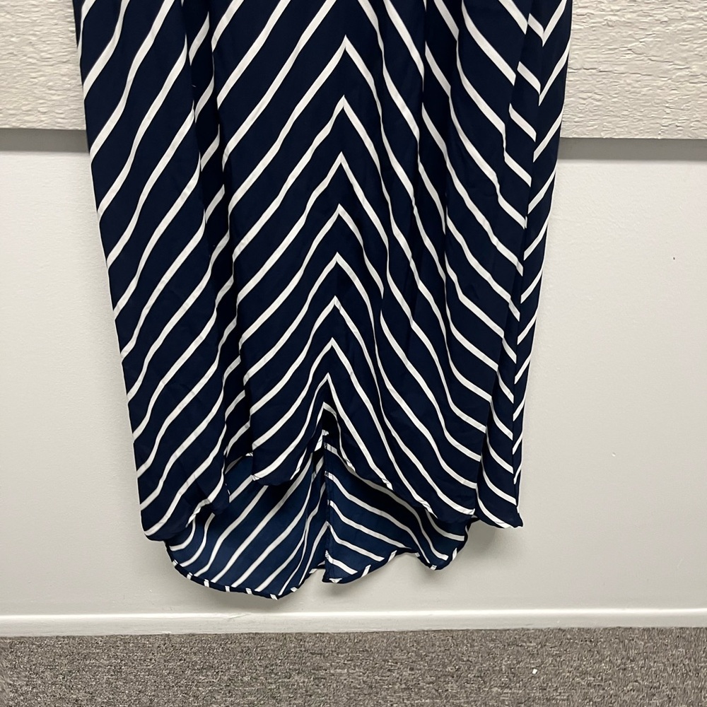 Plus Size 1X Dress - Picture 4 of 6